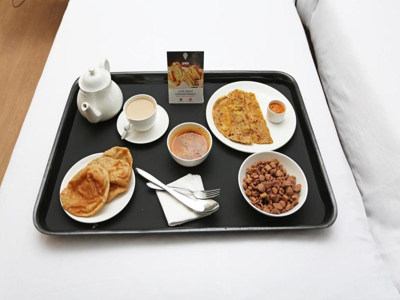 Oyo 195 Global Hotel And Resort Kathmandu Buitenkant foto